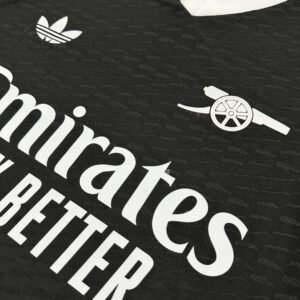 Player Version Arsenal Goalkeeper Jersey 2024/25