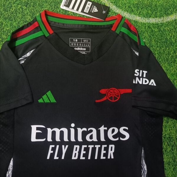 Kid's Arsenal Away Jersey+Shorts 2024/25 - Image 3