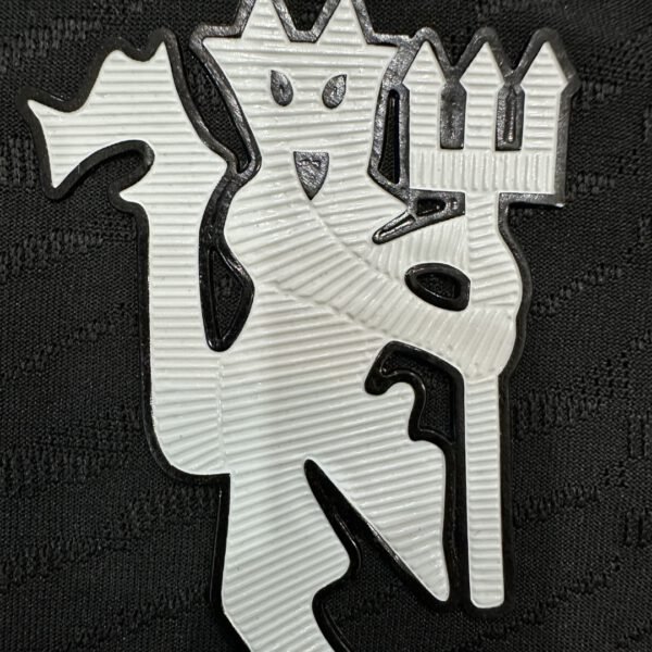 Player Version Manchester United Goalkeeper Jersey 2024/25 - Image 4