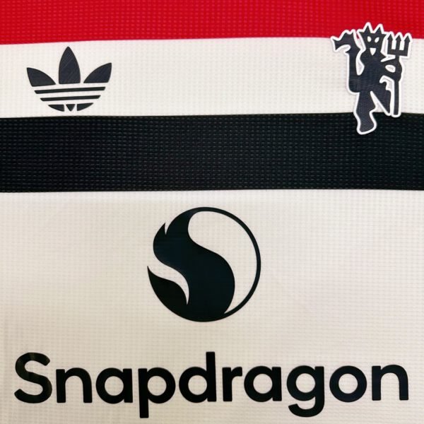 Player Version Manchester United Third Jersey 2024/25 - Image 3