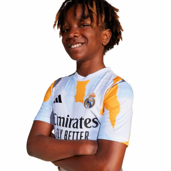 Kid's Real Madrid Pre-Match Kit 2024/25 - Image 2