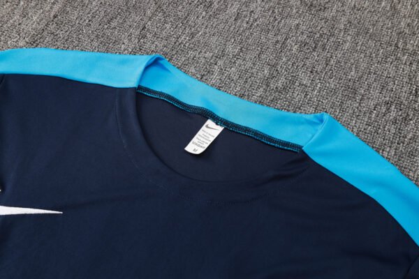 Chelsea Short Sleeve Track Suit 2024/25 MEN533 - Image 3