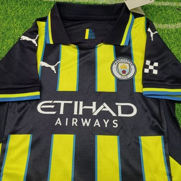 Kid's Manchester City Away Jersey+Shorts 2024/25 - Image 3