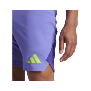 Manchester United Goalkeeper Shorts 2024/25