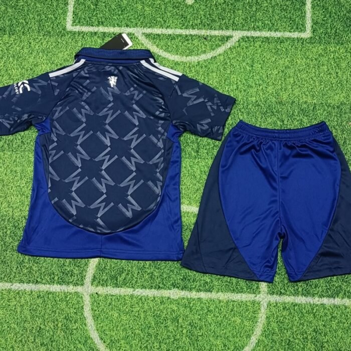 Kid's Manchester United Away Jersey+Shorts 2024/25 - Image 4