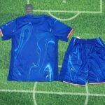 Kid's Chelsea Home Jersey+Shorts 2024/25 - Image 4